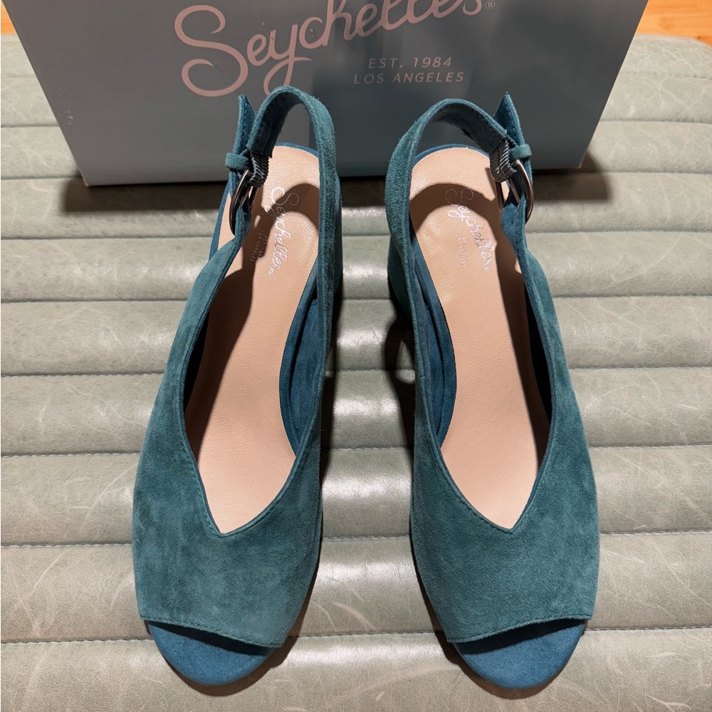Teal Suede Seychelles 9 - Picture 5 of 7